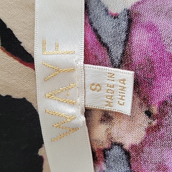 WAYF small floral blouse button down - Picture 3 of 5